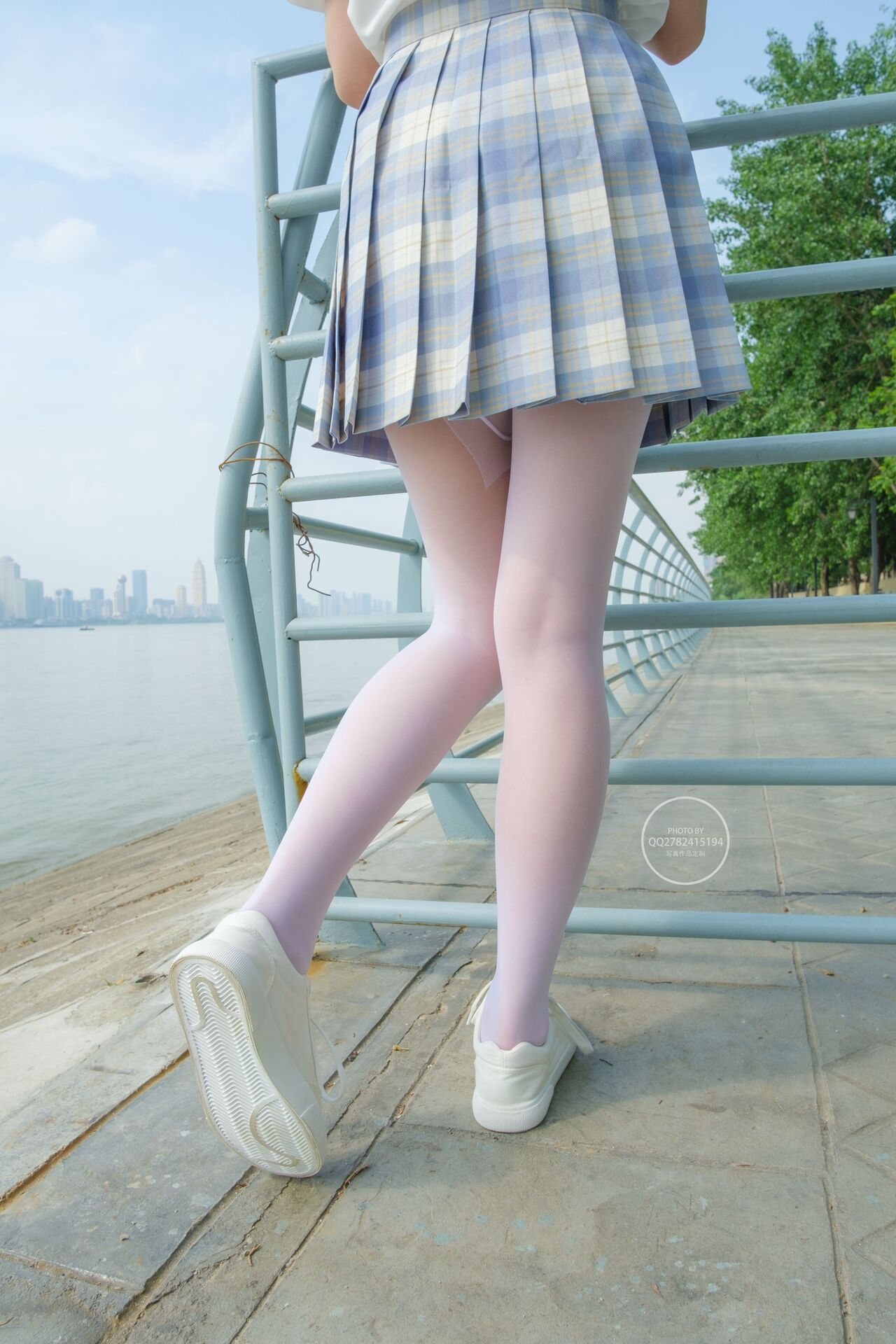 丝袜美腿预览图