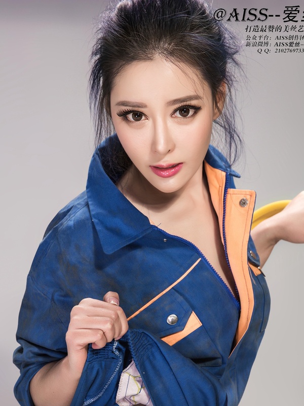  [AISS爱丝] 06.13 钻石版：F5016《装修工》